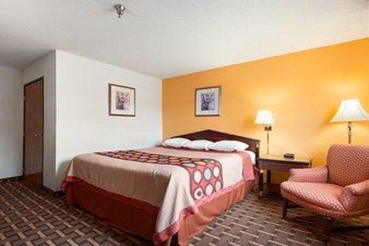 Brookville Inn Ngoại thất bức ảnh